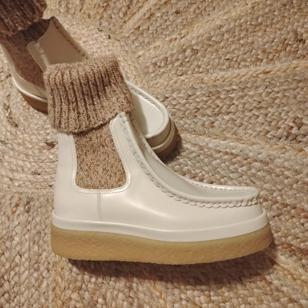 NWT! Chloe Jamie Cream and Tan Women's Ankle Boots European (W) 5 USA (W) 5 - Picture 9 of 16